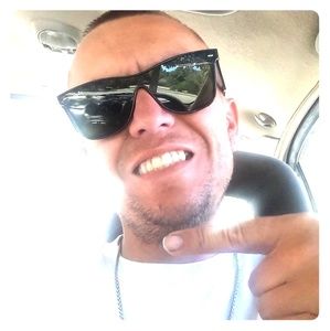 Meet your Posher, Uriah